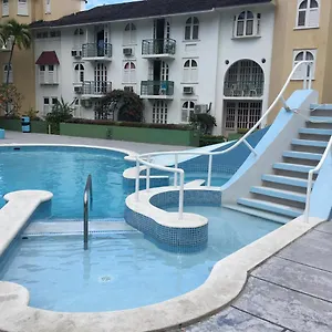  Apartment Castle By The Shore Jamaica